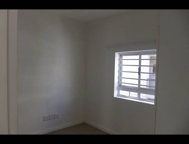 2 bed property to rent in TYGER WATERFRONT